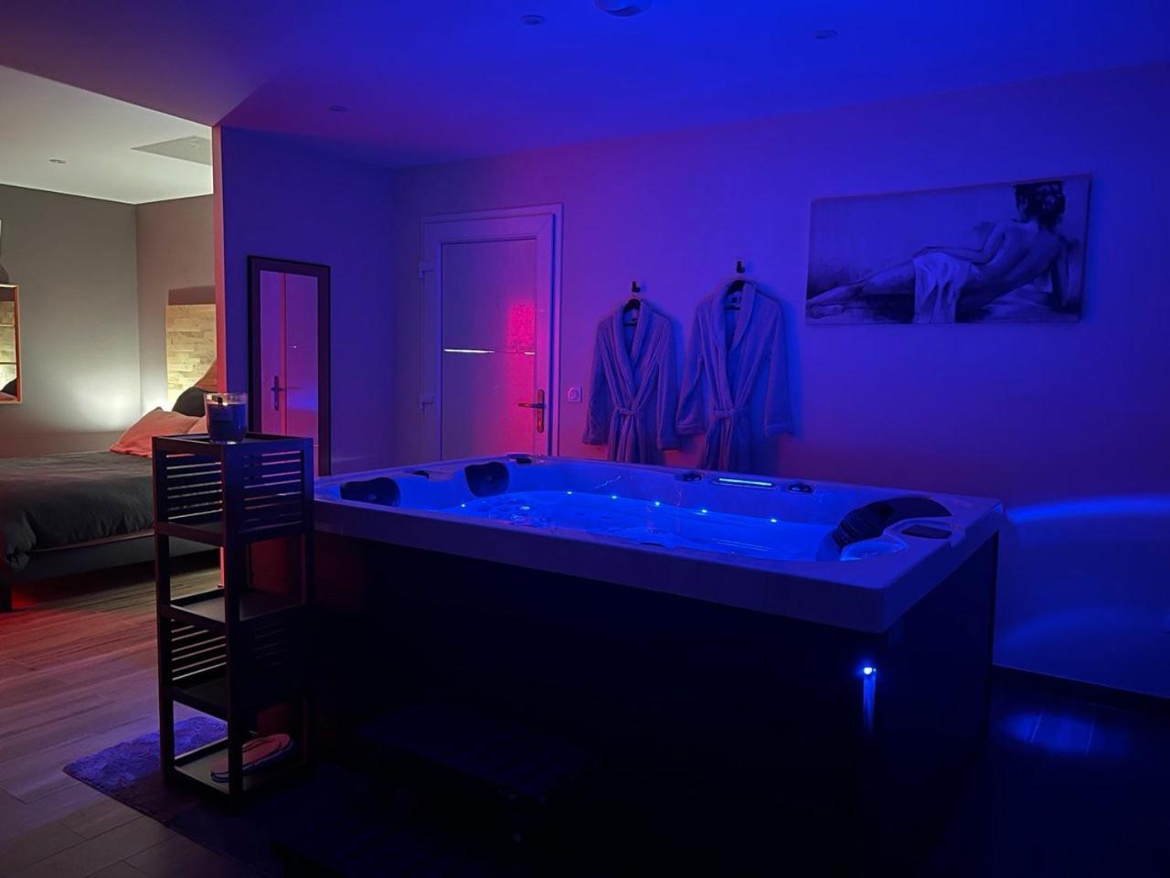 La Valentine Love Room Gites Des 3 Lavoirs Bourogne Zewnętrze zdjęcie